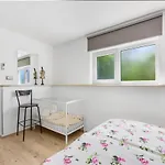 Appartement Sabina 2, *