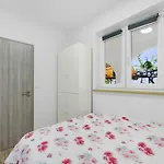 Sabina 2, Appartement *