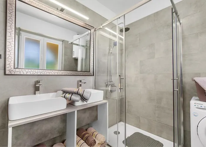 Apartamento Sabina 2, *